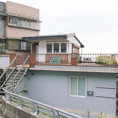 Owlstay Jiufen Green Ray - 故事所 山中夢遊 九份綠光 Bagian luar foto